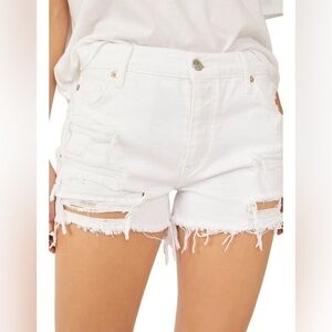 NWOT! White Free People Maggie Mid Rise Shorts - Size 28